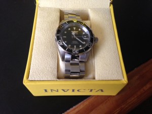 Packaged in a solid, sturdy box with Invicta branding.