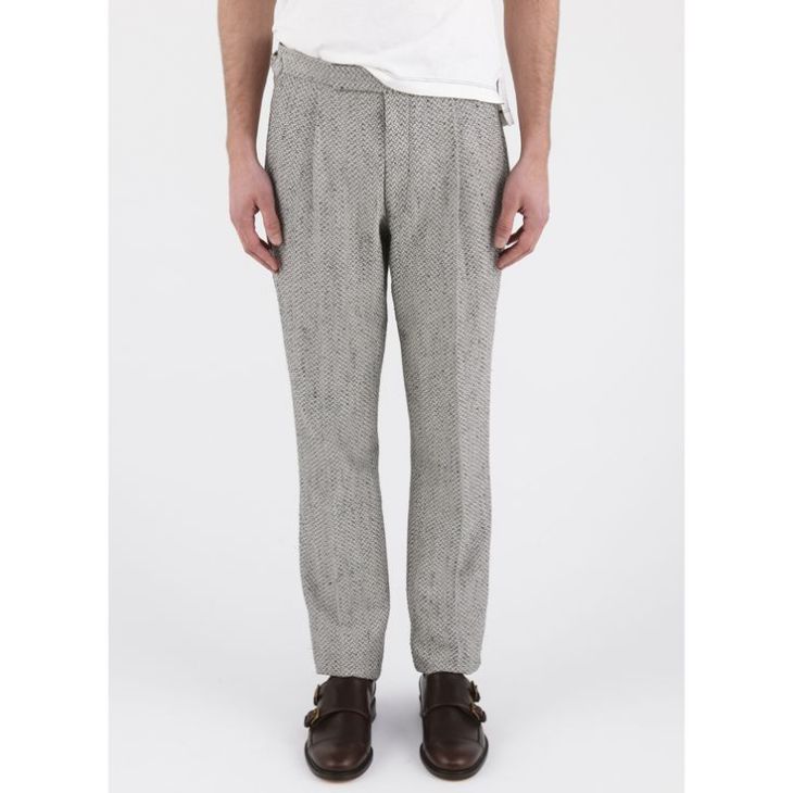 A tailored but more traditional cut. 