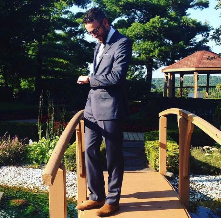 Rocking the Standard Spread Collar Shirt at a lovely Michigan wedding. Silver knit tie by Banana Republic. Tie bar by The Tie Bar. Navy suit and floral pocket square by J. Crew. Tan suede Chelsea boots by ASOS. Stainless steel dive watch by Invicta. Glasses by Warby Parker.