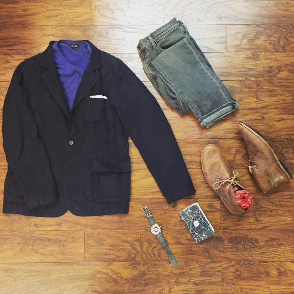 A Monday of meetings and menswear. Pocket Tee by Steven Alan. 505C Jeans by Levi's. Ivy Blazer by Grayers. Mod Watch by Timex x Todd Snyder. Chukkas by Timberland. Striped socks via the latest SprezzaBox. Notebook by Word Notebooks.