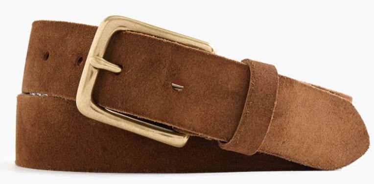 Texture in the form of a refined belt for the season. 