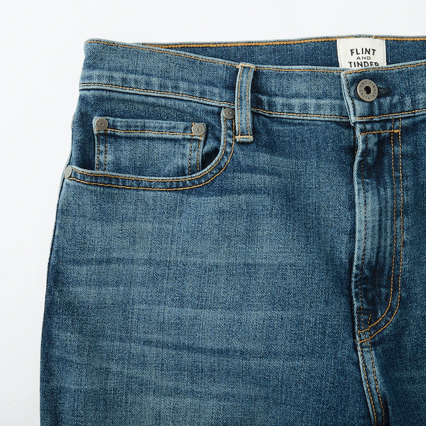 Best classic blue jeans for men. 