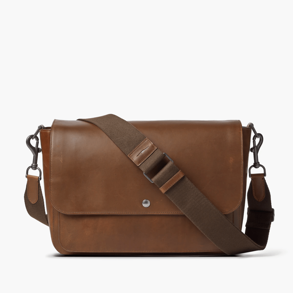 Best leather messenger bag for men. 
